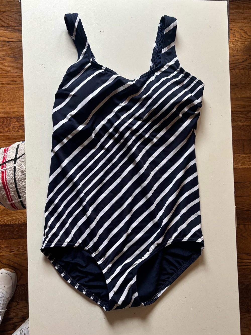 Lands End NEVER WORN size 12Women Navy and White Striped One-Piece Swimsuit